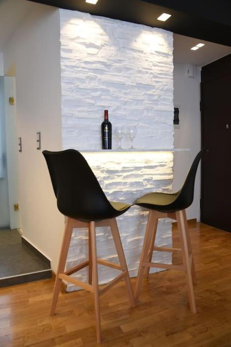 Syntagma Square, 30Sqm Nikis Luxurious Studio Athene Buitenkant foto