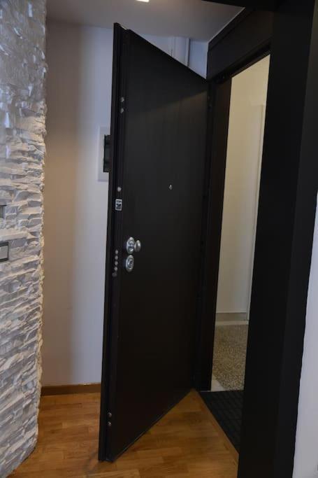 Syntagma Square, 30Sqm Nikis Luxurious Studio Athene Buitenkant foto