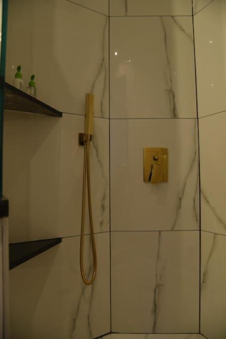 Syntagma Square, 30Sqm Nikis Luxurious Studio Athene Buitenkant foto