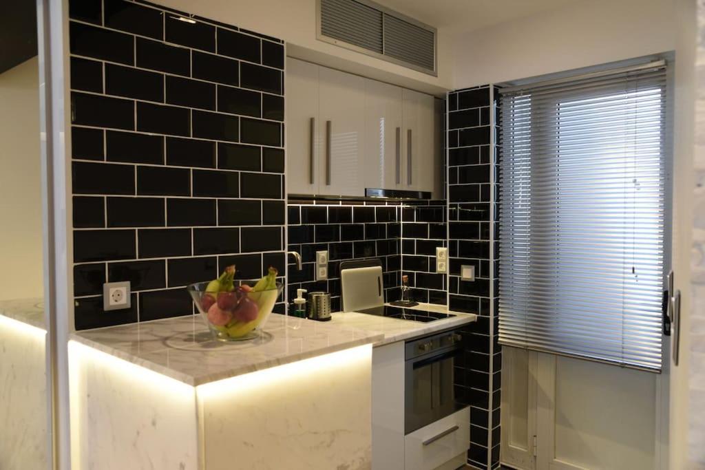 Syntagma Square, 30Sqm Nikis Luxurious Studio Athene Buitenkant foto