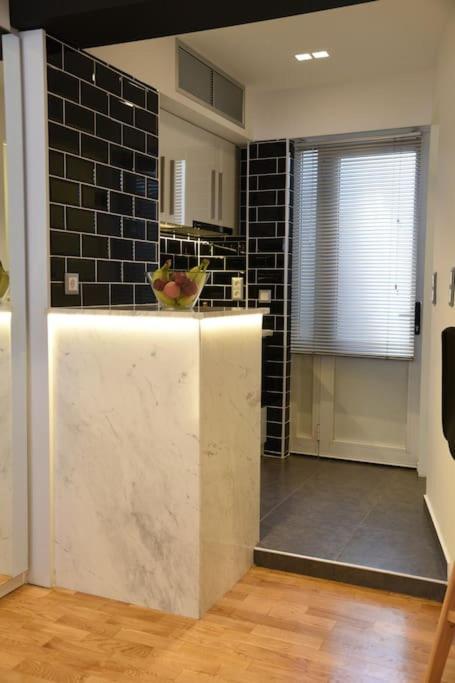 Syntagma Square, 30Sqm Nikis Luxurious Studio Athene Buitenkant foto