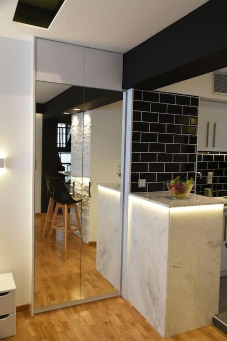 Syntagma Square, 30Sqm Nikis Luxurious Studio Athene Buitenkant foto