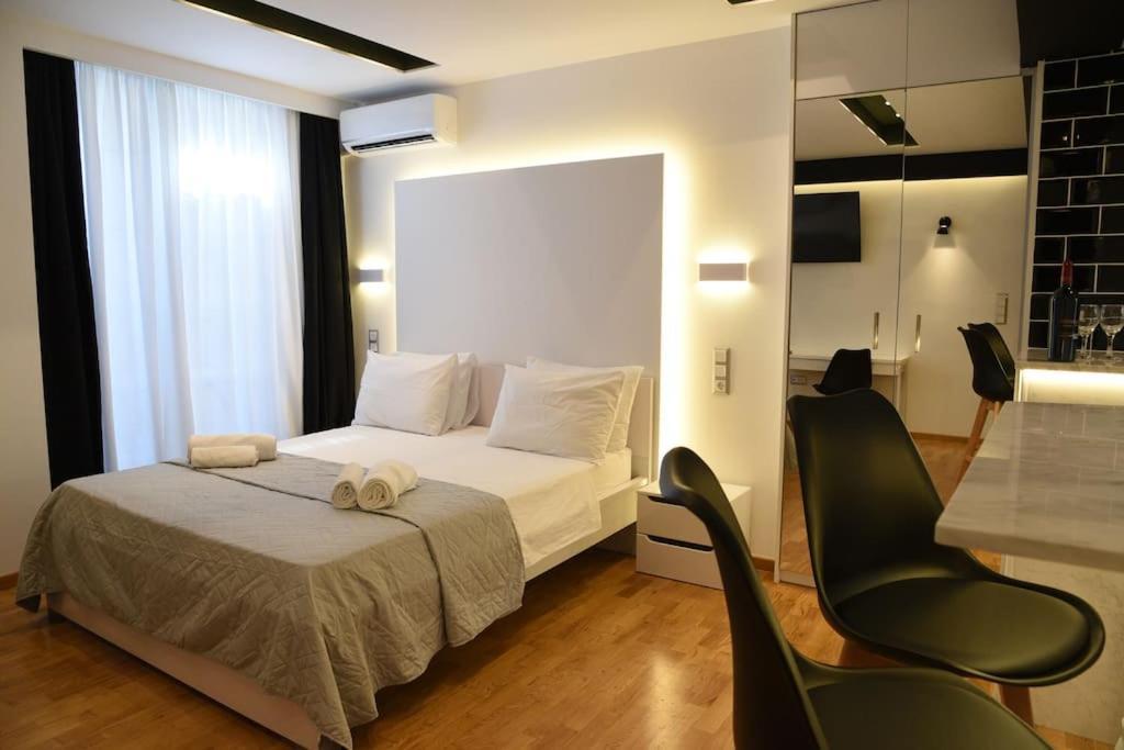 Syntagma Square, 30Sqm Nikis Luxurious Studio Athene Buitenkant foto
