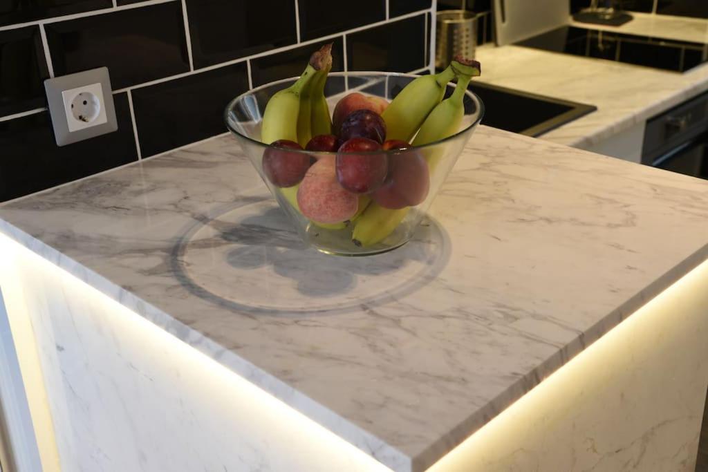 Syntagma Square, 30Sqm Nikis Luxurious Studio Athene Buitenkant foto